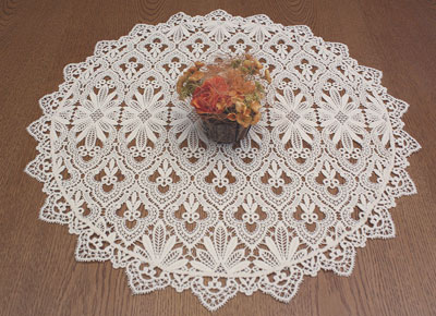 Large round macrame lace doilies Tradition