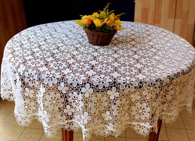Round lace tablecloth Amaryllis