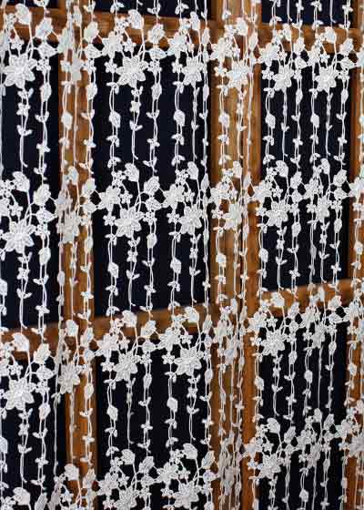 Light lace macrame curtain Printemps