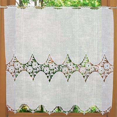Linen and macrame Ines white cafe curtain